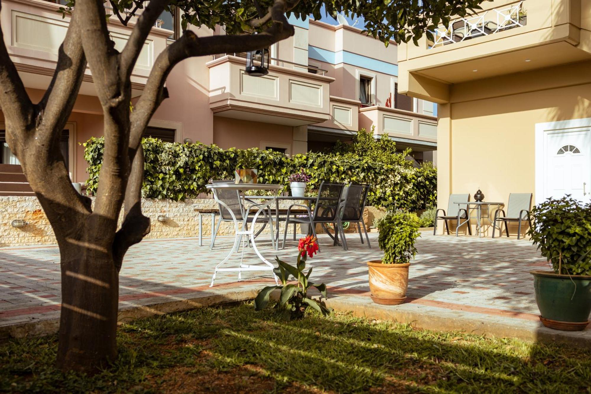 Plakoures Home Kounoupidhianá 外观 照片